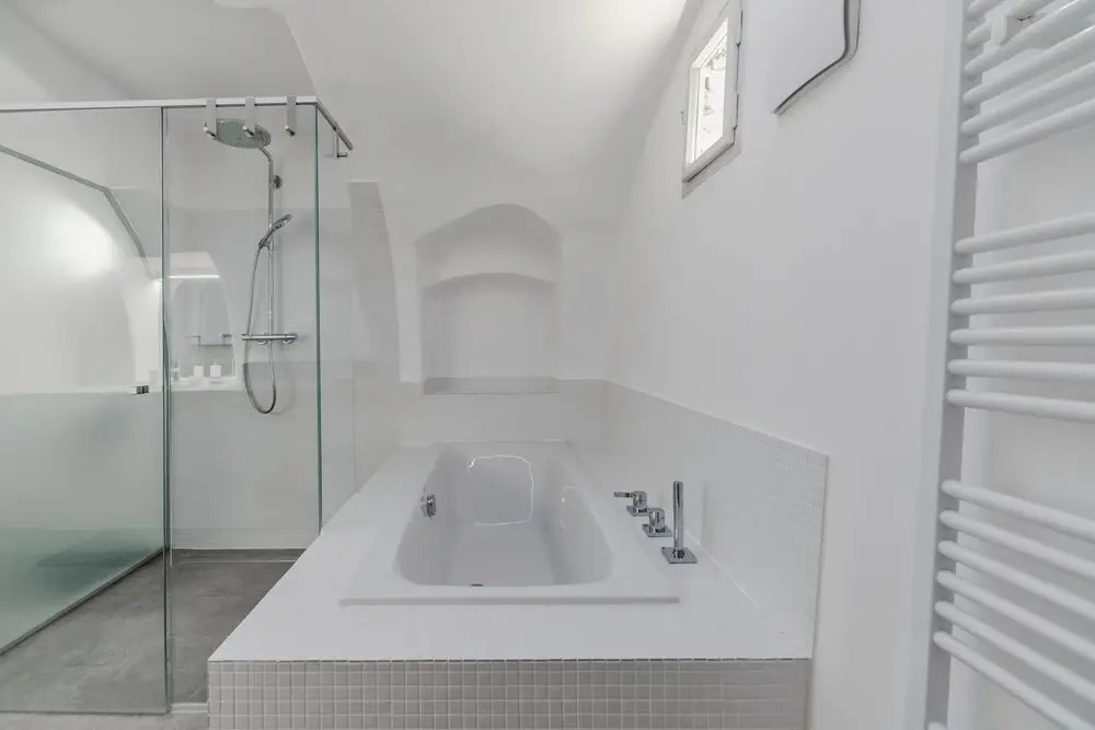 Deluxe Apartment With two King Bedrooms in the Historic Centre of D Rnstein