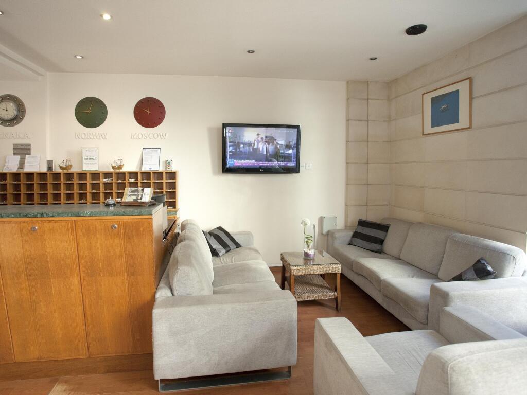 Petrou Bros Hotel Apartments