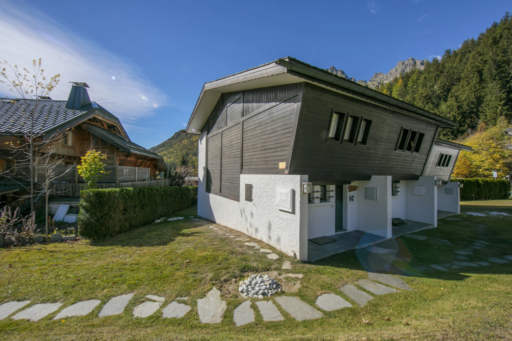 Chalet Charpoua in Le Tour Argenti re