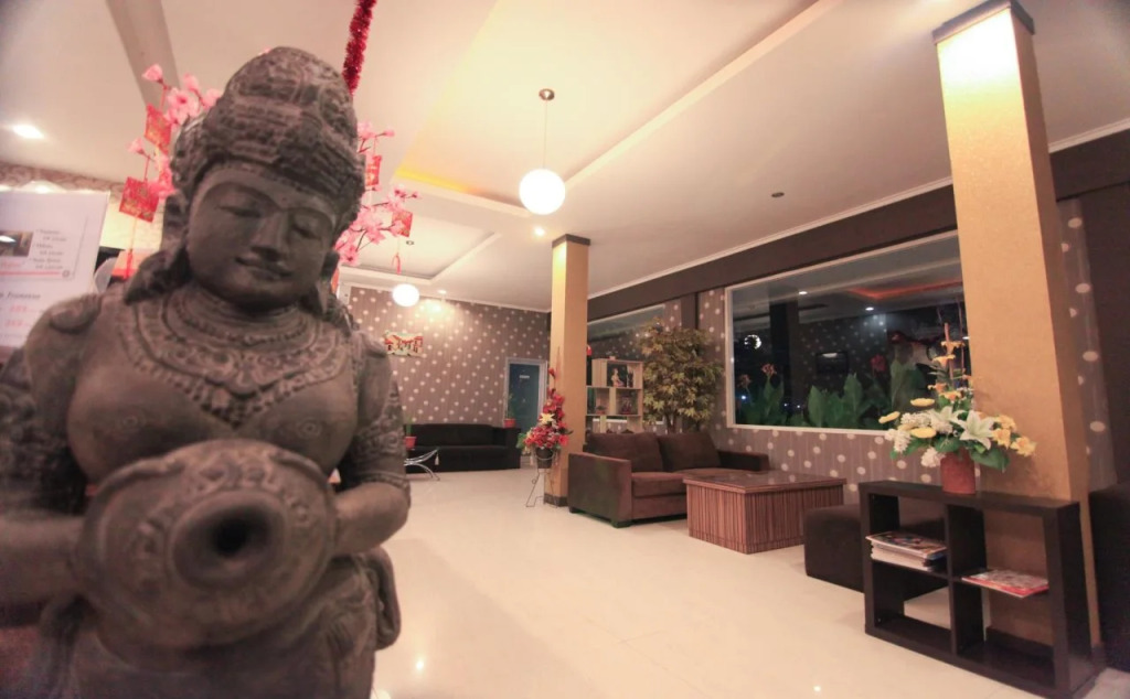 Sun Palace Hotel