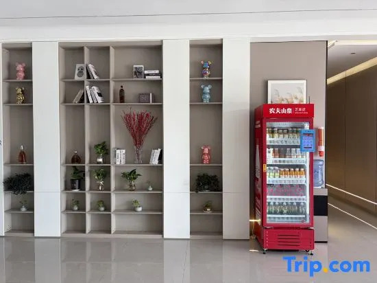 Fulong Business Hotel
