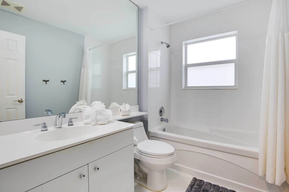 Pet-friendly Paradise w/ Pool ~ 6 Mi to Beach!