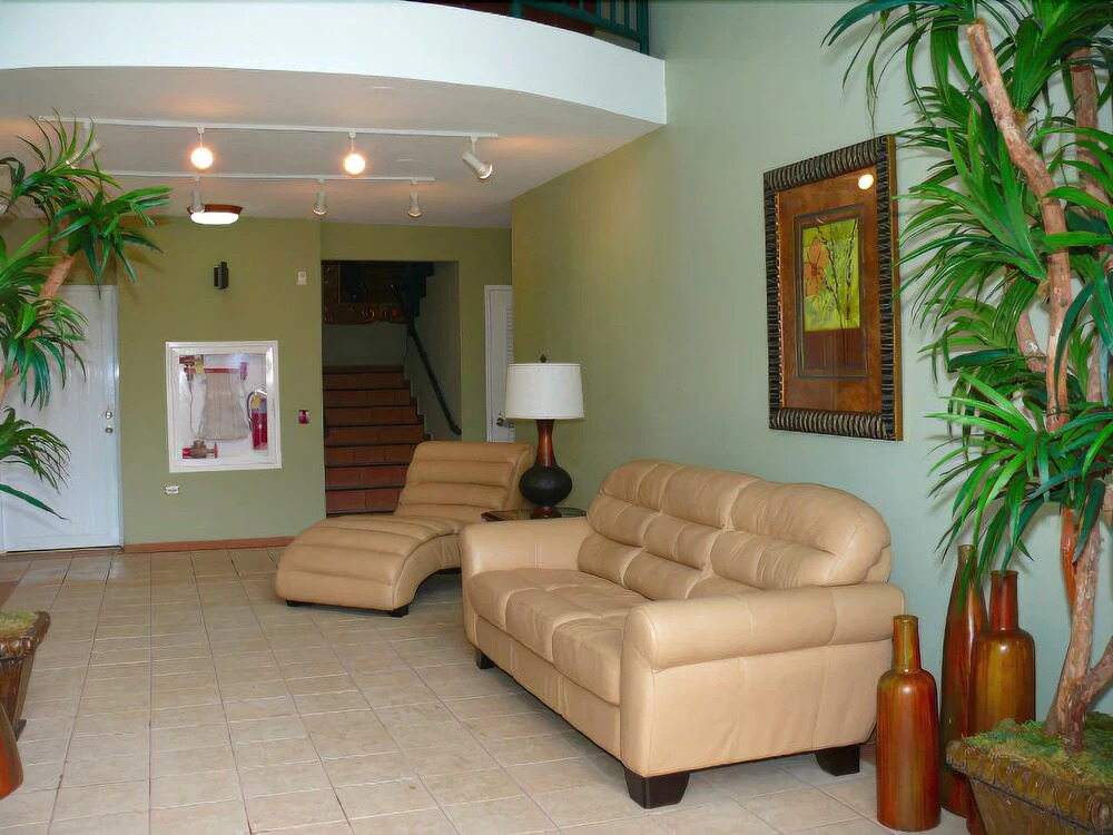 Cidra Country Club Inn & Villas