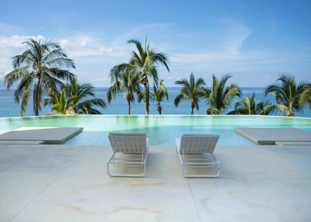 Ochid 4B Ocean Front 1500 Sq. Ft. Condo With 2 Bedrooms & 2 Bath