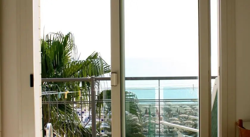 Petit Hotel