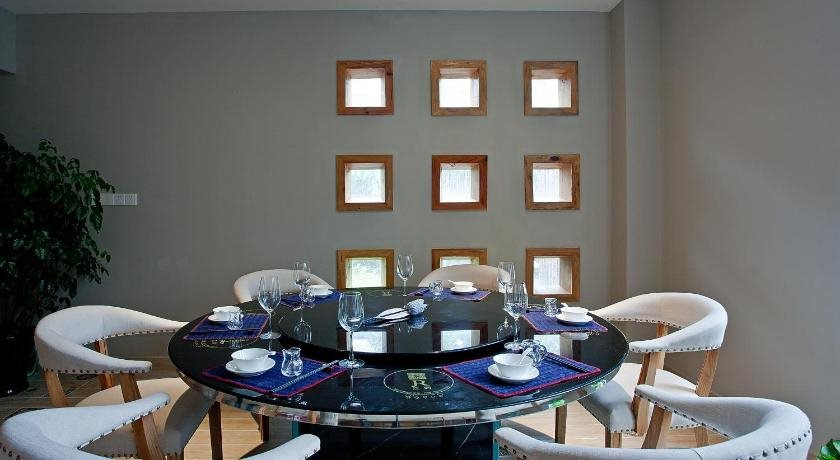 Yan Art Hotel