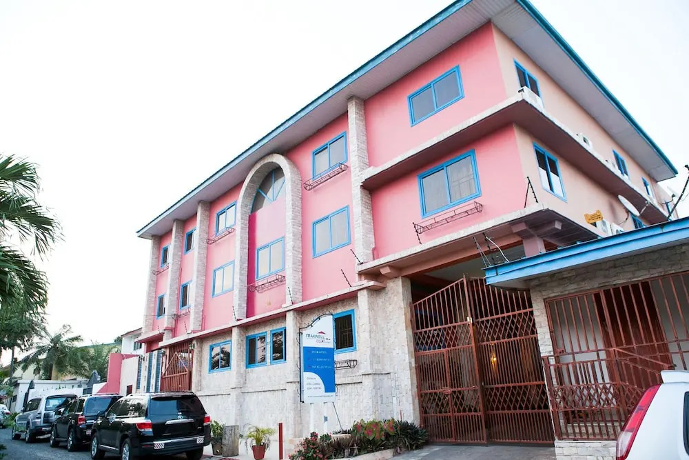 Maxwell Court Apartments