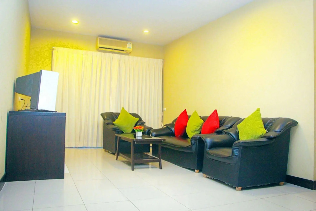 Royal Tycoon Place