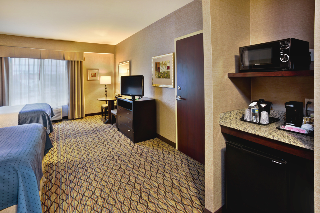 Holiday Inn Detroit Metro Airport by IHG