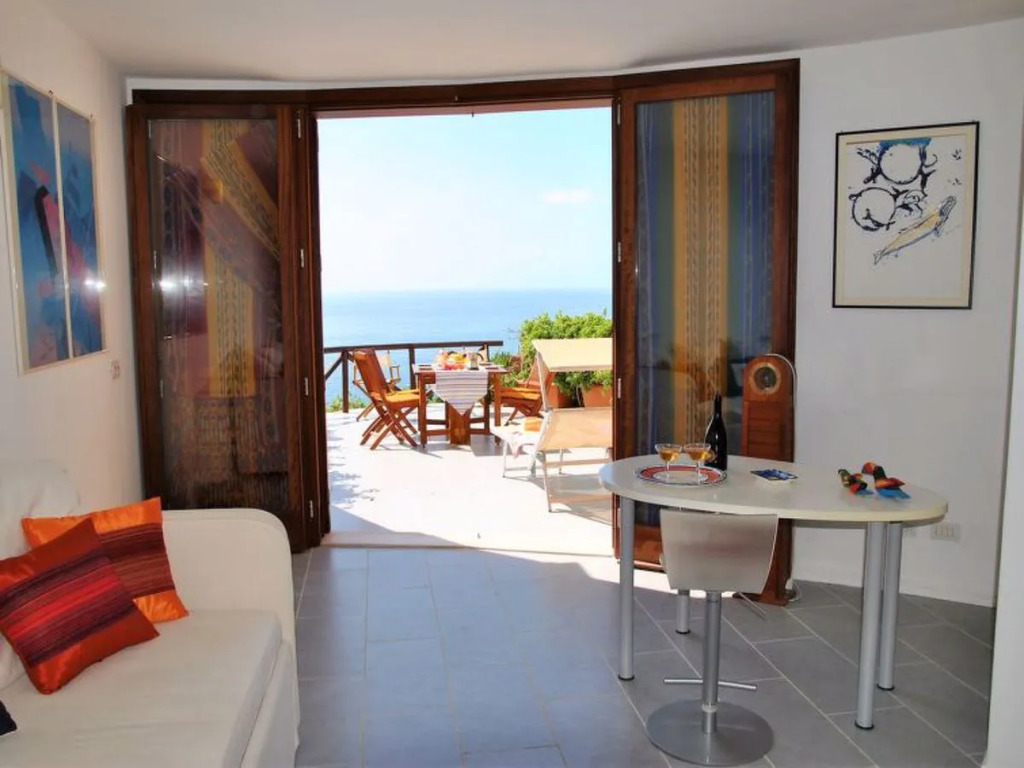 House Arborea Sperlonga