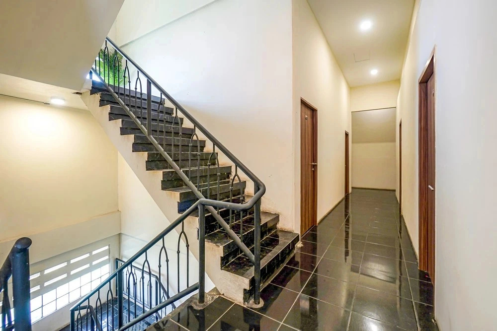 Urbanview Hotel Vara Stay at Soekarno Hatta Bandung by RedDoorz