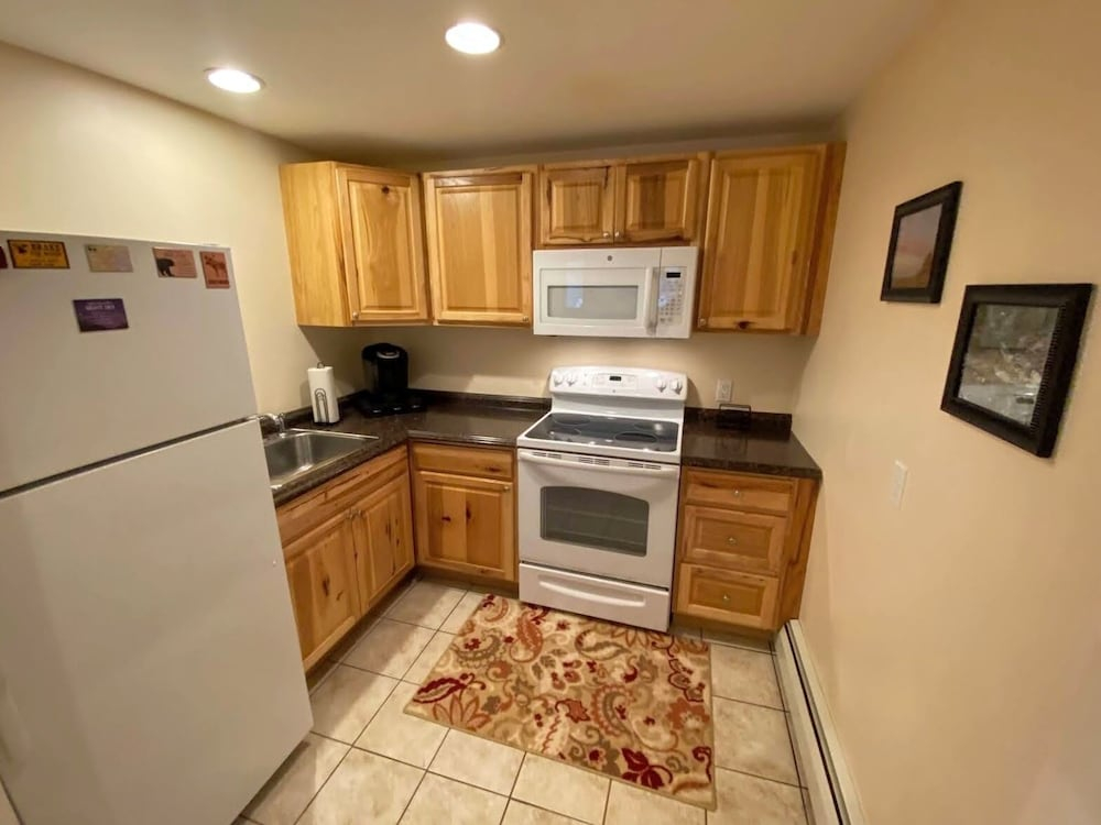 Spacious Private Home - Al132