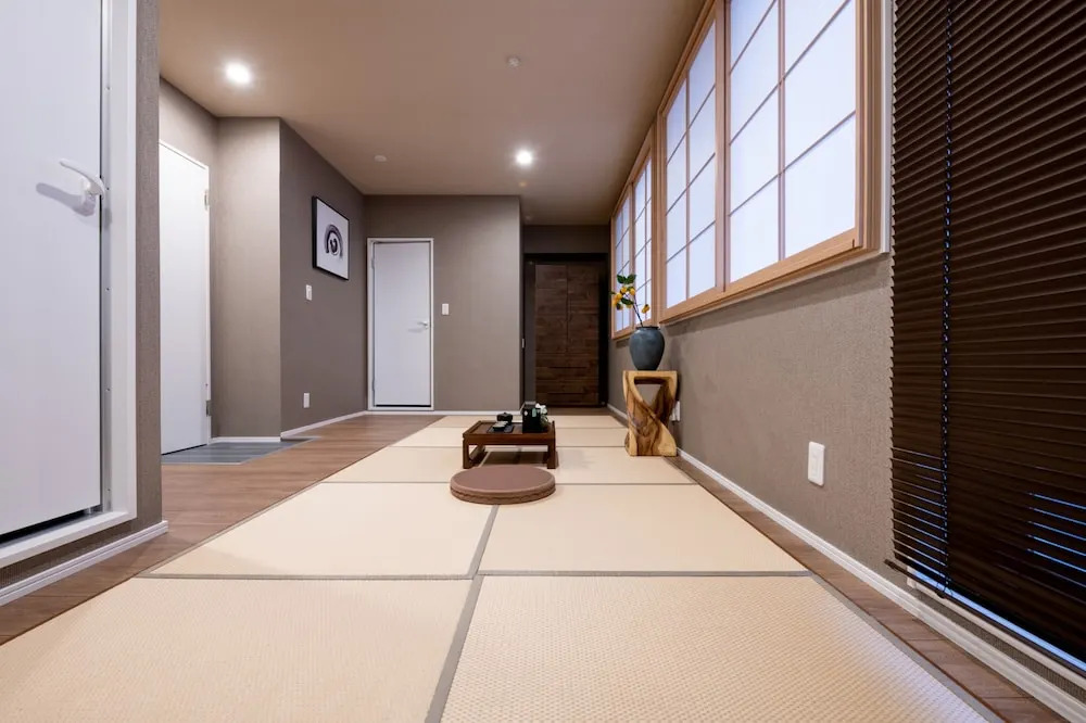 ZAITO Tokyo Yokokawa Economy Inn
