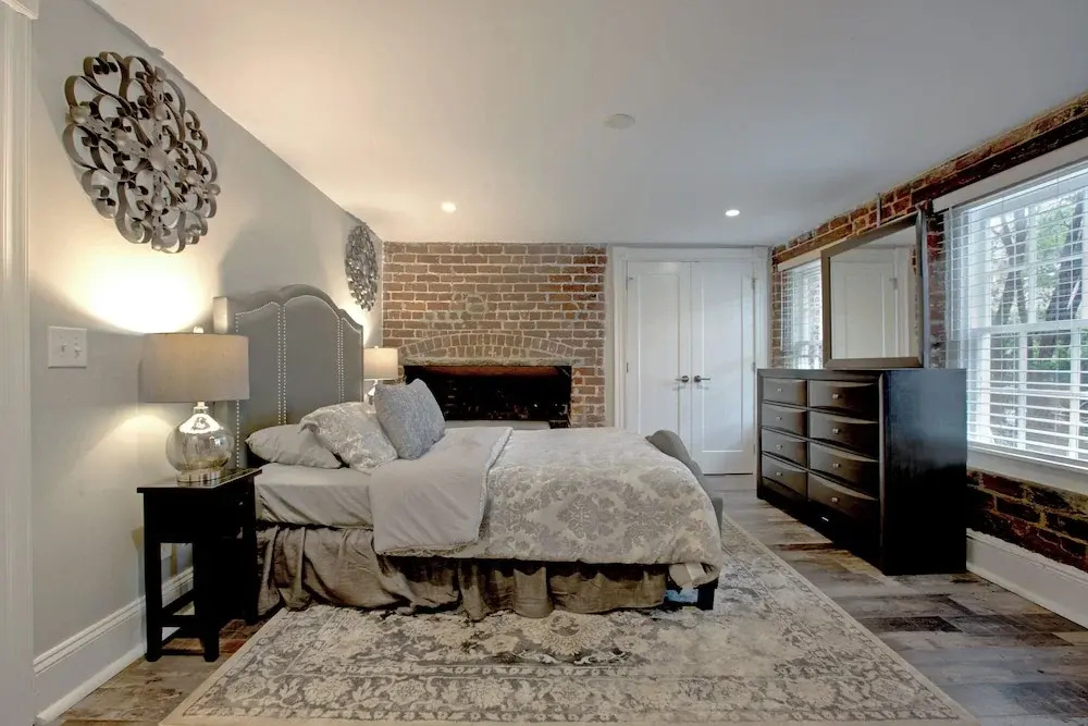 Restored Historic Home 5 BR 4.5 Bath