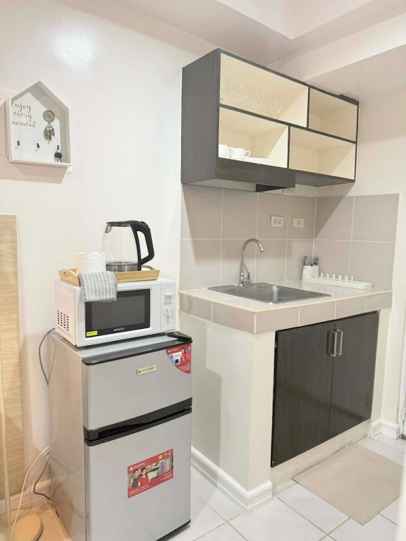 Cozy Studio Condo With Stunning Tagaytay Views