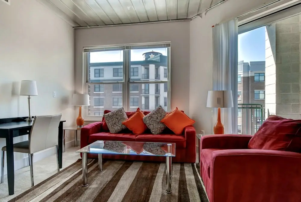 Global Luxury Suites at Whetstone Way