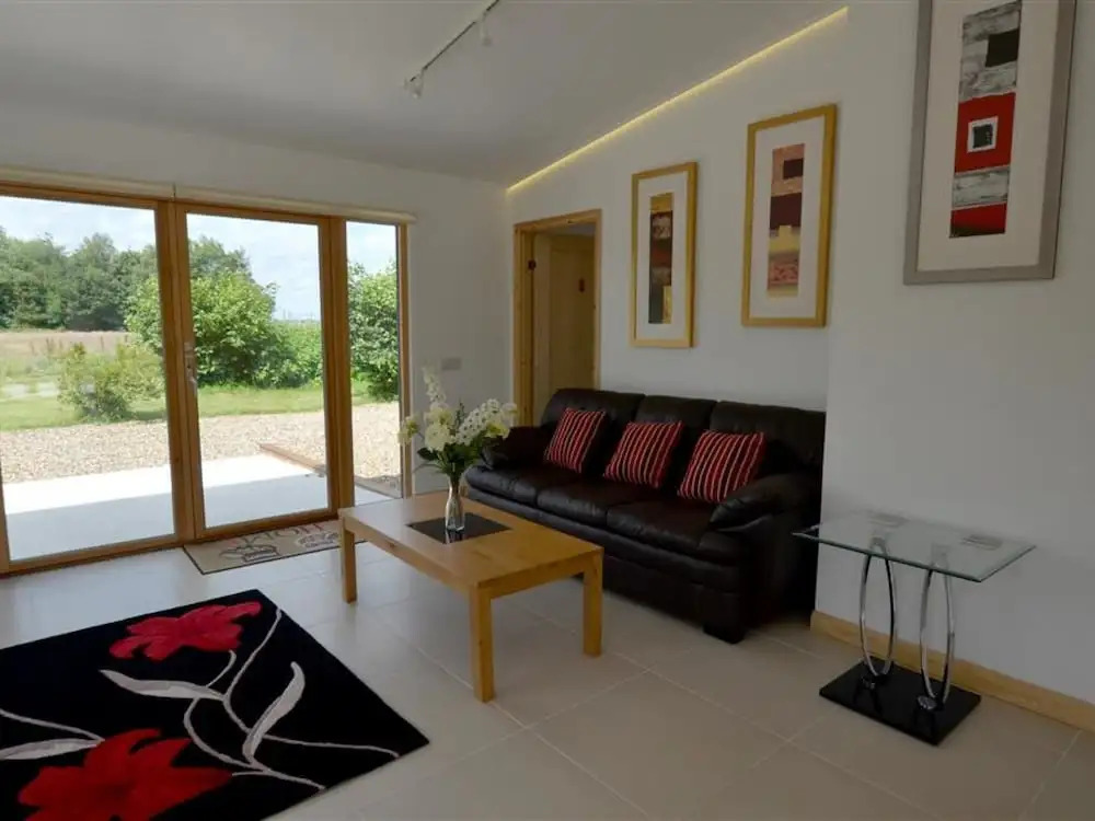 Beautiful, Bright Barn Conversion With Stunning Views of Natural Surroundings, Near Canterbury