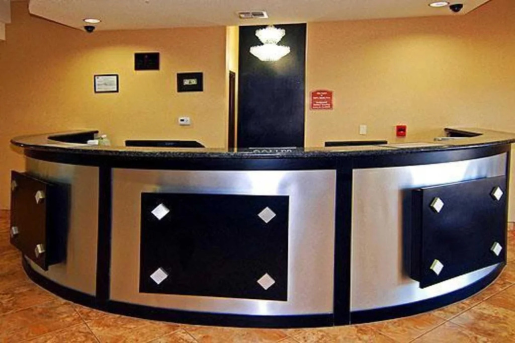 Holiday Inn Express & Suites Bridgeport by IHG