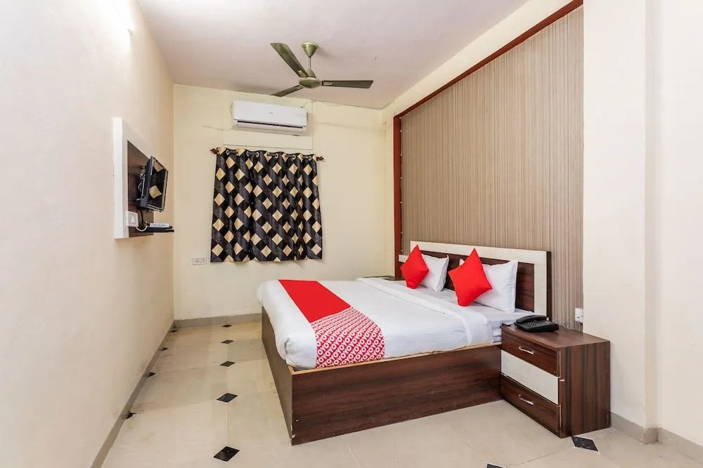 Oyo 29919 Hotel Darshan Shree
