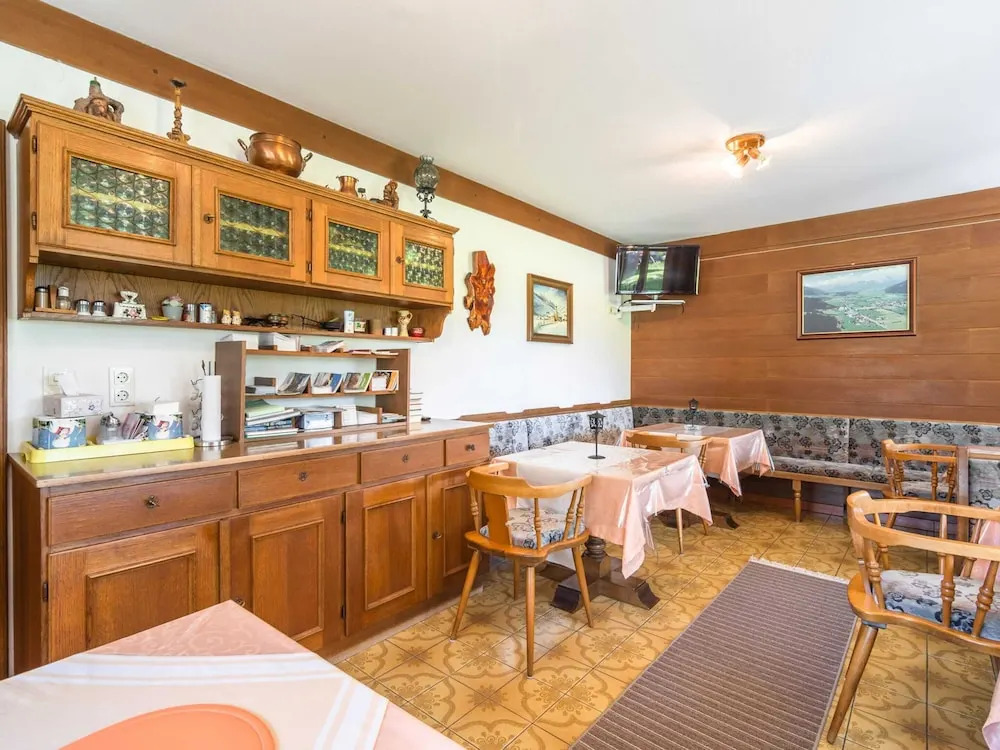 Contemporary Apartment in Maishofen near Ski Area