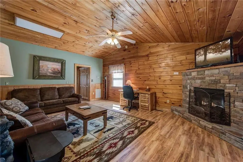 Heart  Soul - Two Bedroom Cabin