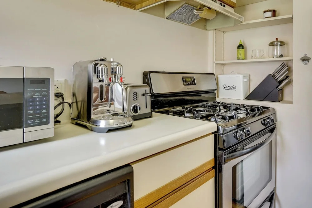 Walkable Urban Retreat in Hoboken