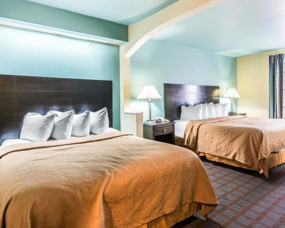Red Lion Inn & Suites Blue Springs