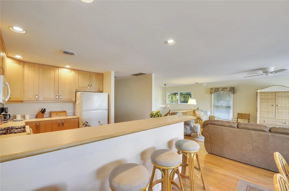 Ocean Ridge West 320 Lepointe by Long & Foster