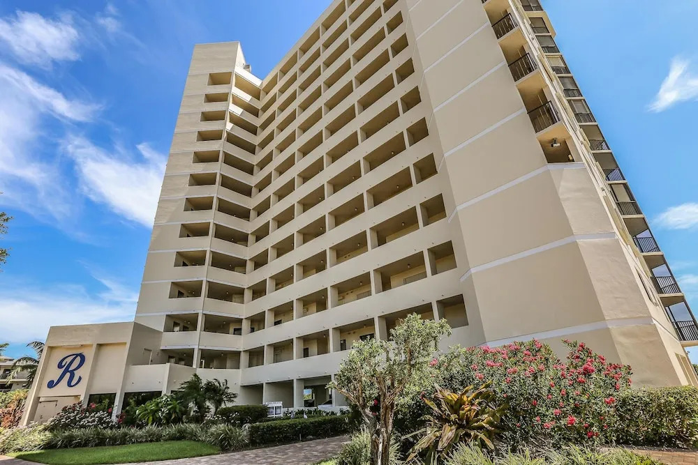 Riviera Club 204 by Distinctive Beach Rentals