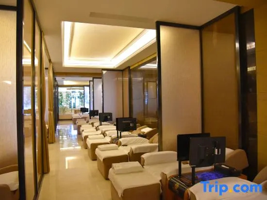 Yinji Huangdi Palace Yu Hot Spring Hotel (Animal Kingdom)