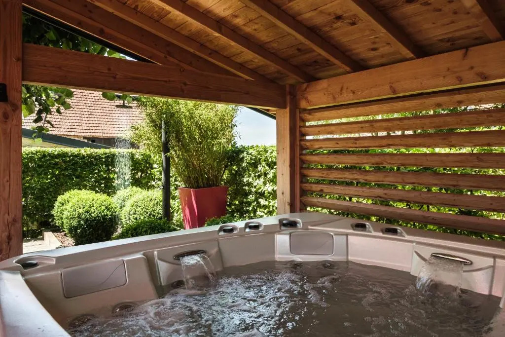 Le Domaine des Prés Verts Suites & Chambres avec Jacuzzi Privatif