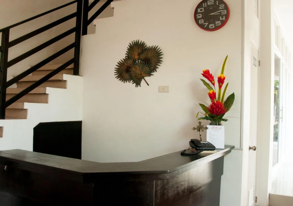 Red-C Residences