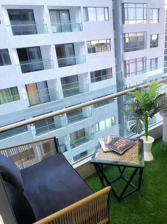 Lux Suites Staroot Apartments Kilimani
