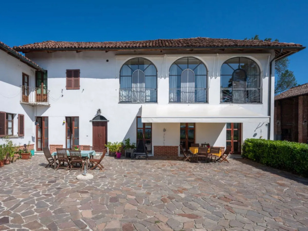 Paolo (AST102)