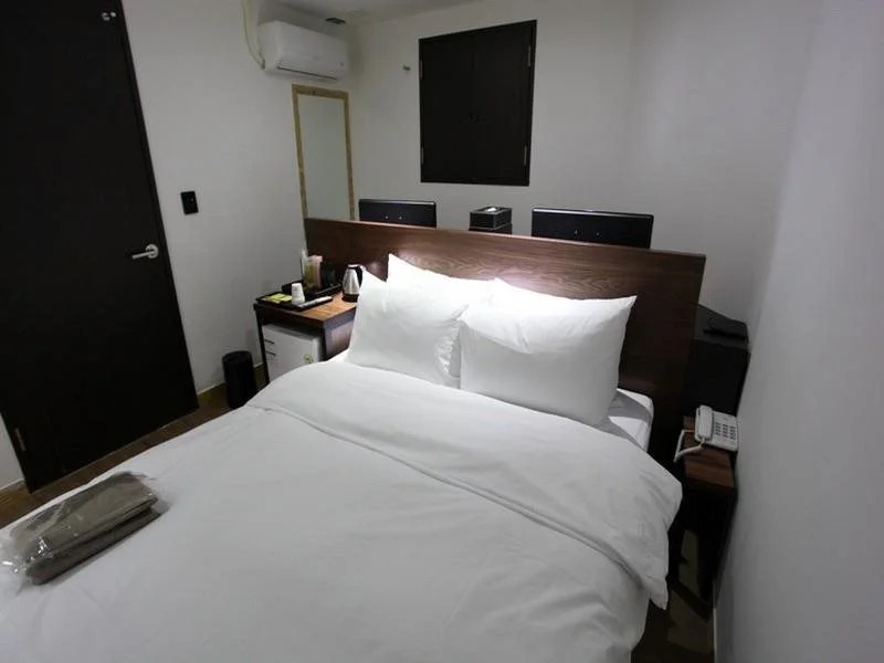 Yeon Motel Seoul(연모텔)