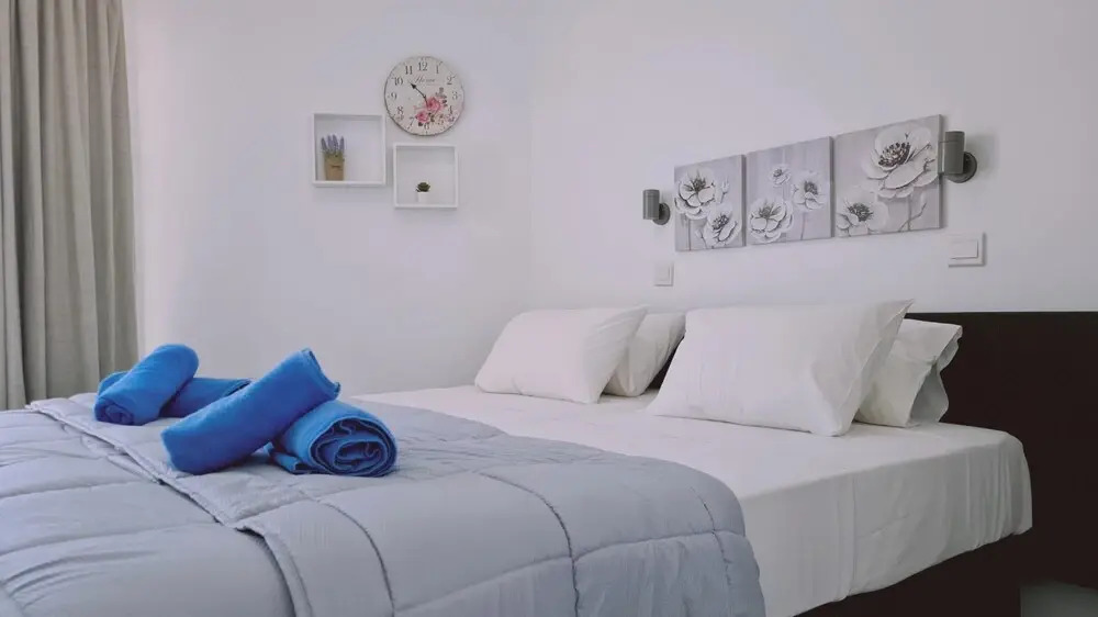 100 AN - Napa Living 16
