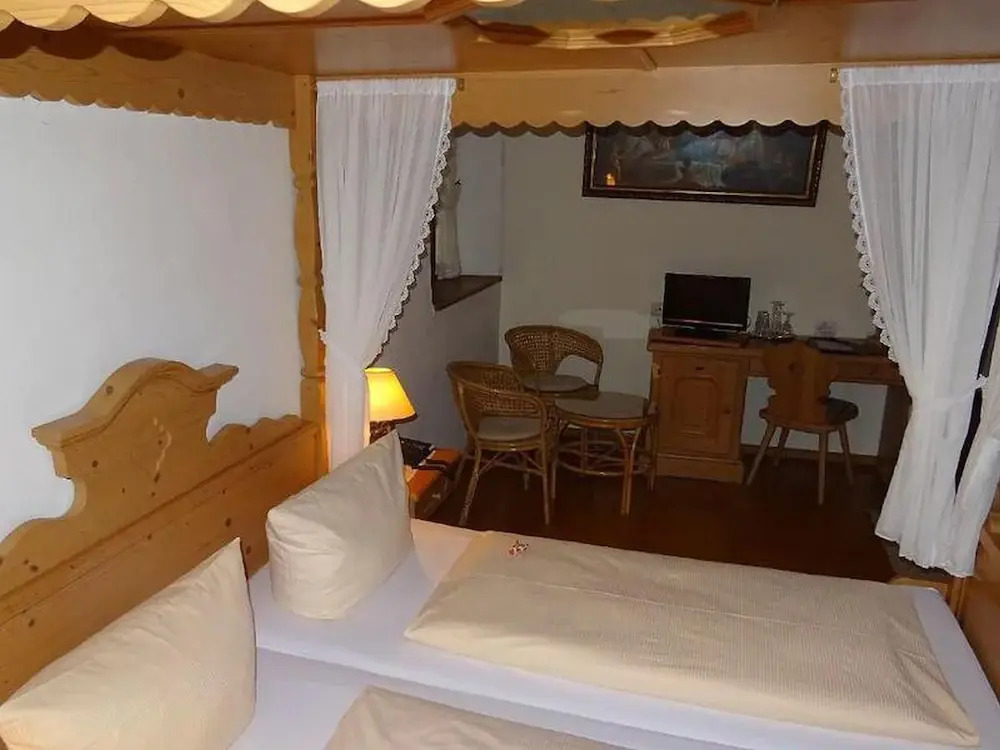 WASSERSTELZ Historisches Genusshotel & Restaurant am Rhein