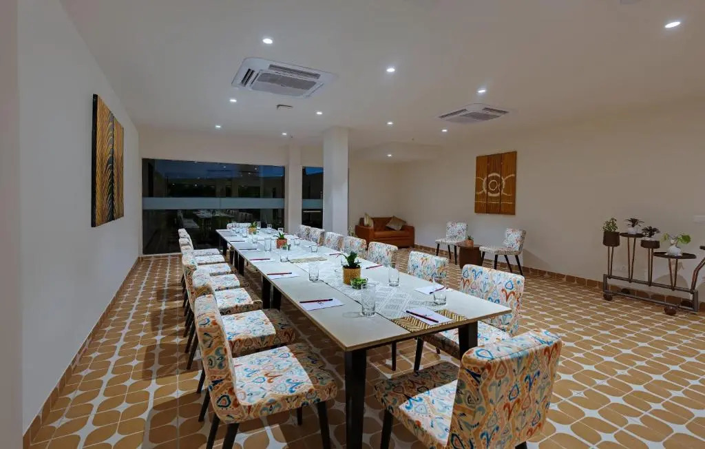 Ahuja Residency GCR