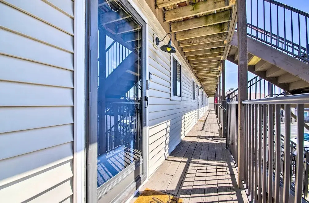 Osage Beach Resort Condo w/ Community Pool!