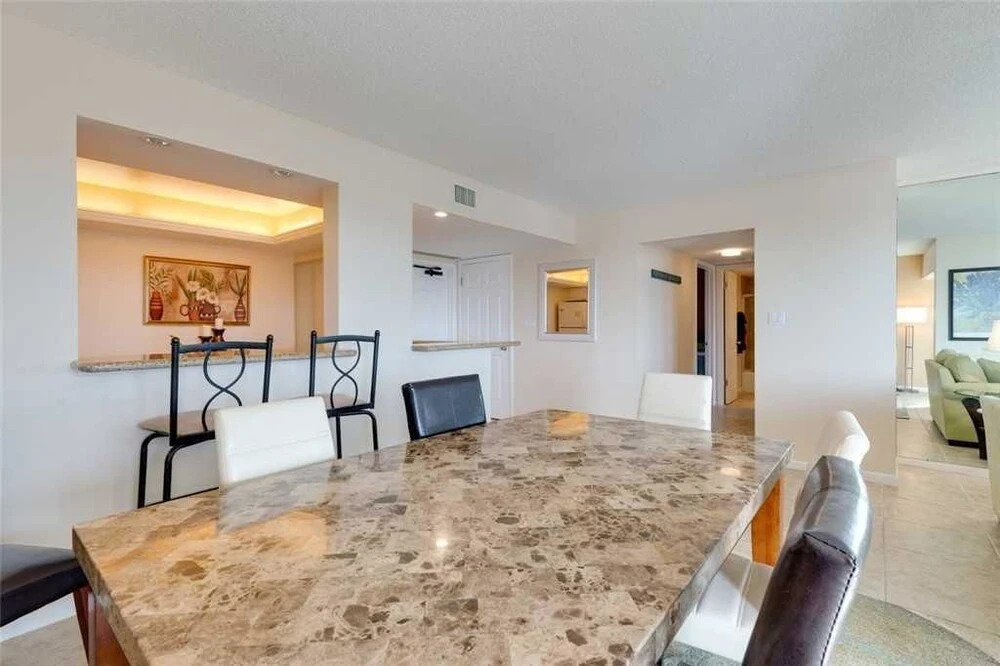 Sandarac A409 - Two Bedroom Condo