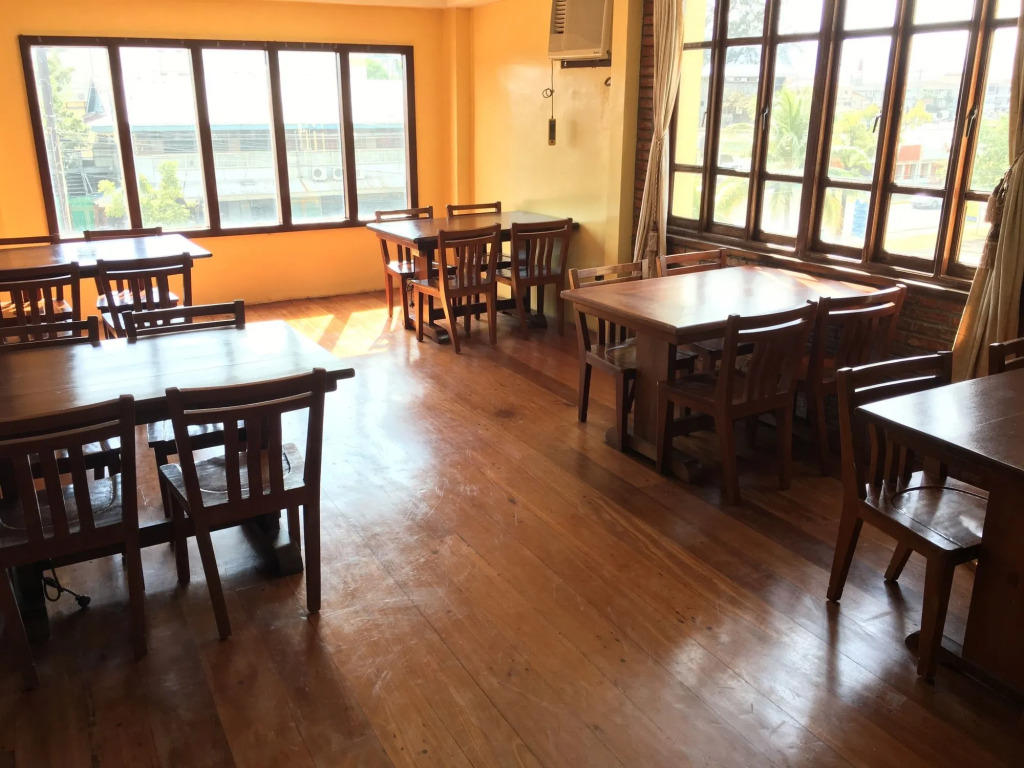Mango Valley Hotel 2