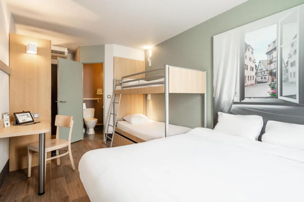 B&B HOTEL Strasbourg Nord Artisans