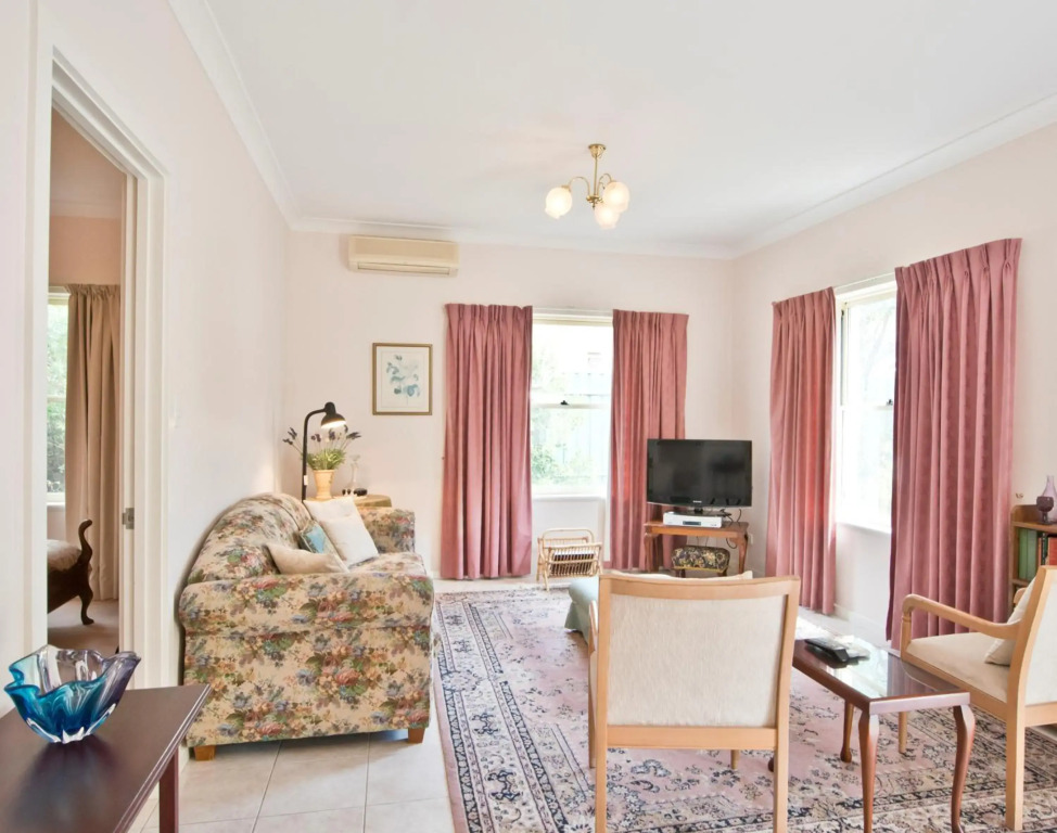 Encounter Hideaway Cottages