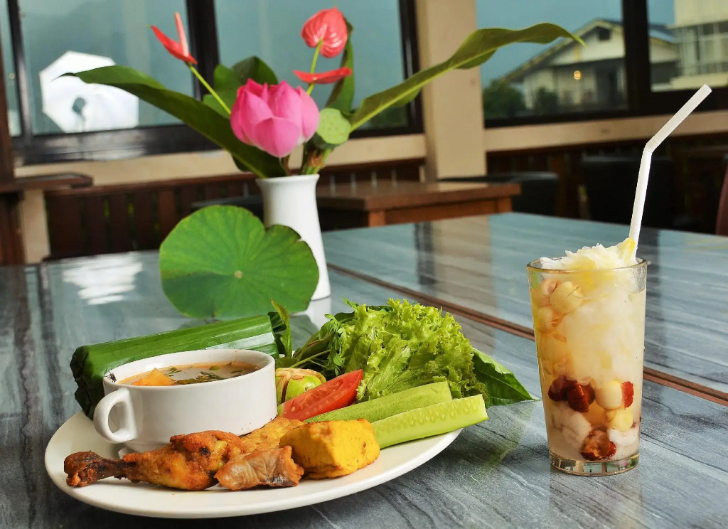 Taman Teratai Hotel