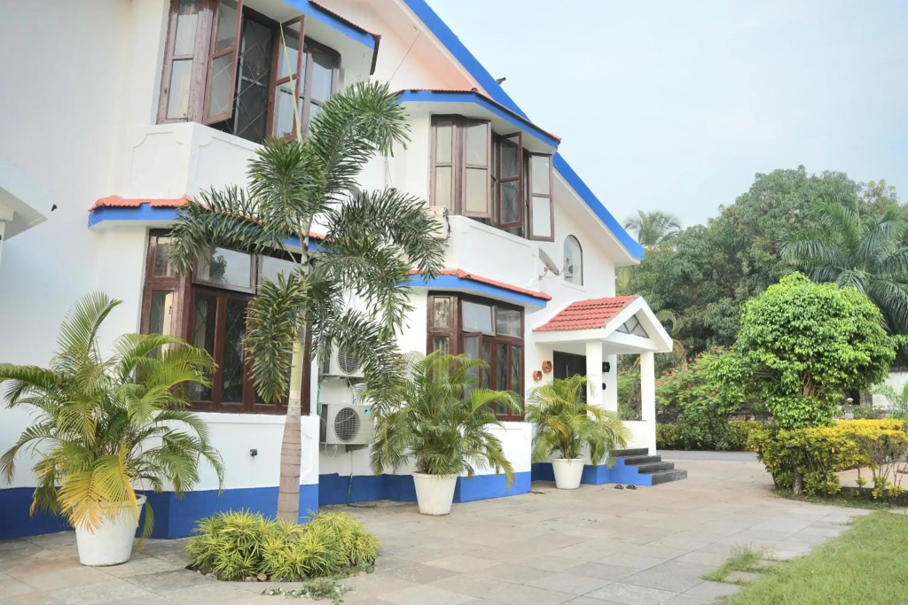 GR Stays - Arpora Duplex 3bhk Villa With Pool I Baga Beach 5 mins