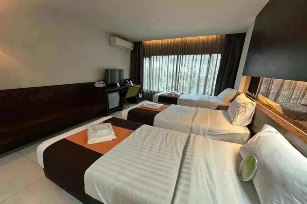 Collection O The Bangkok Airport Link Suite