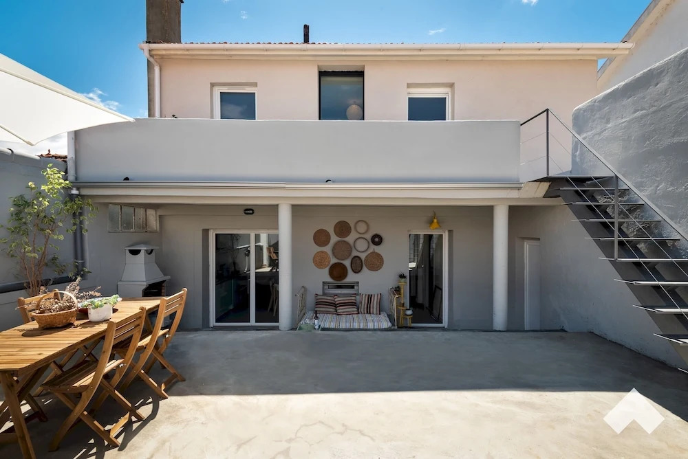 Aguda1 · Aguda's Family House 4BD Parking Barbecue