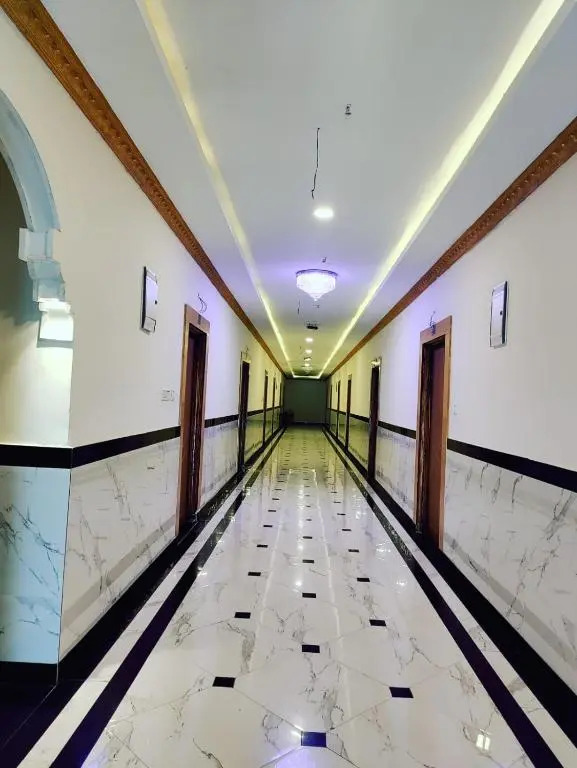 Hotel Rajwada Resort