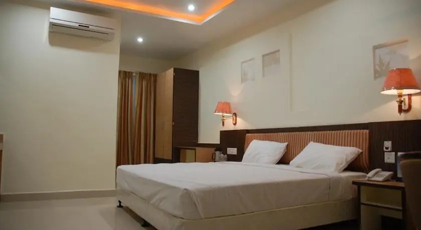 Hotel Sitara Royal