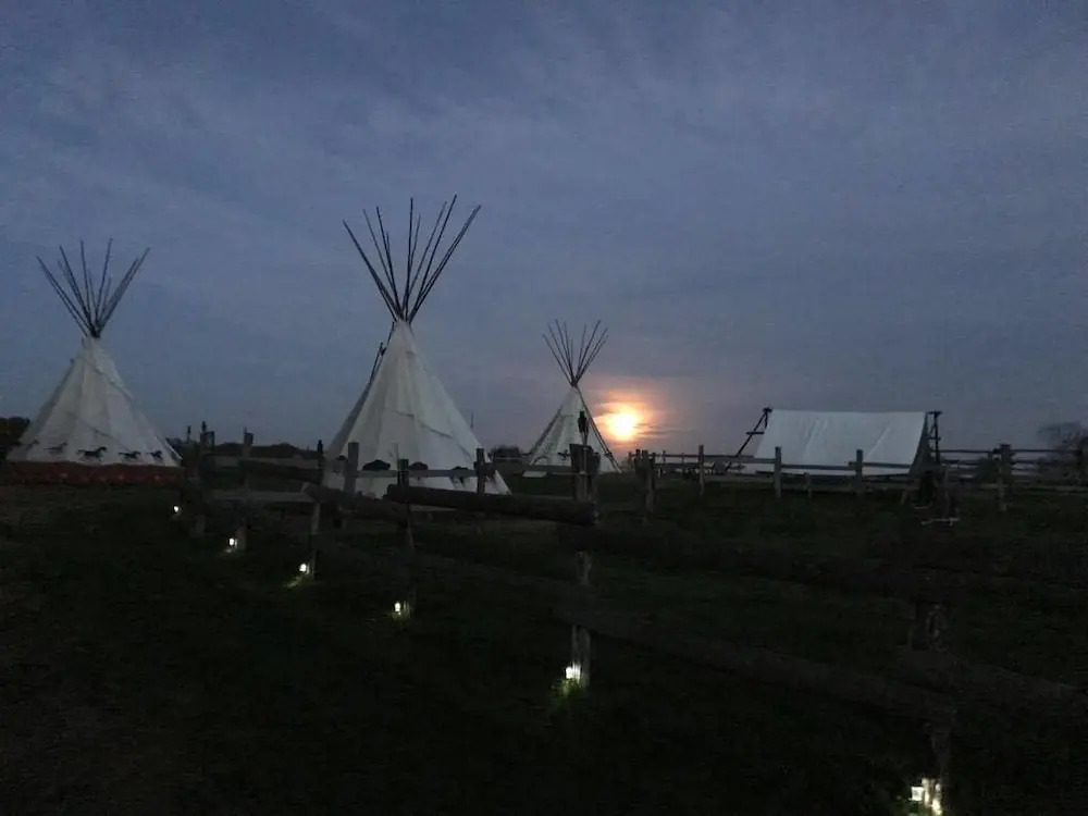 Tipi Absa Ranch Nuit Insolite